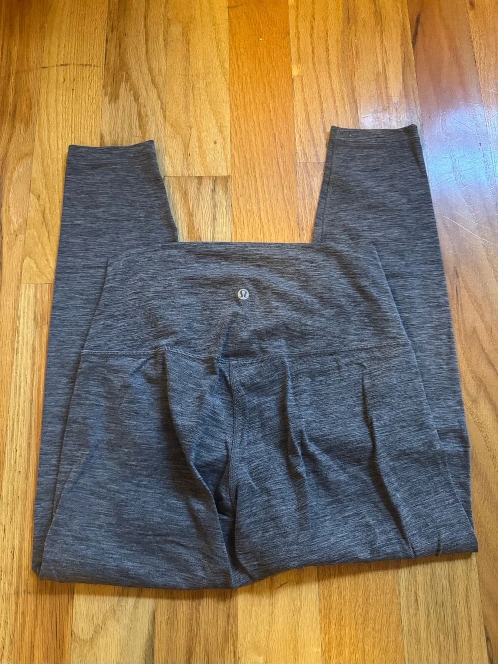 lululemon athletica Women’s Gray Heather Leggings 7/8 Length Size 8
